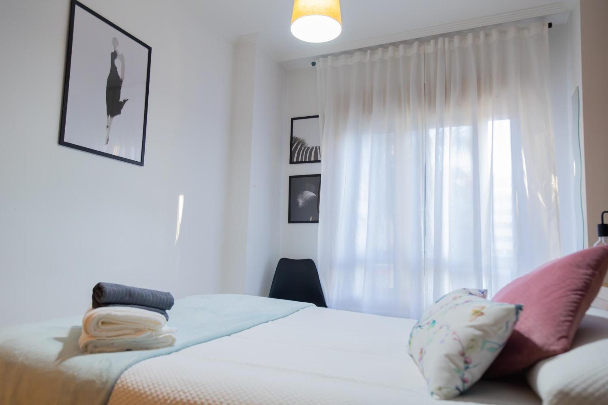 Apartamento Con Garaje, Centrico Y Luminoso Pontevedra Esterno foto