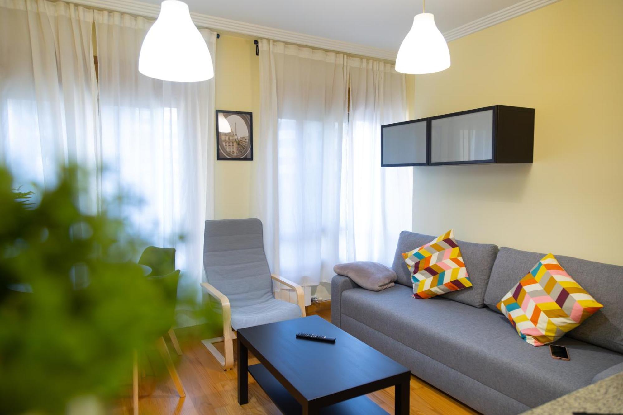 Apartamento Con Garaje, Centrico Y Luminoso Pontevedra Esterno foto
